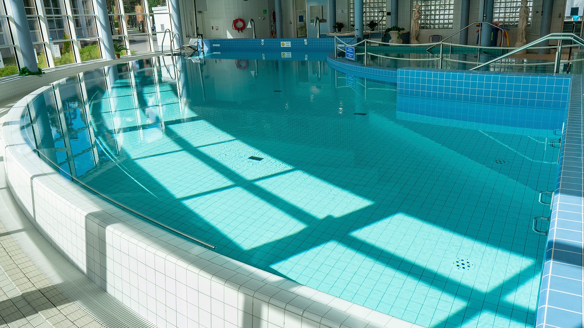 Su-malaisten täysihoitopaketti alkuviikkoon